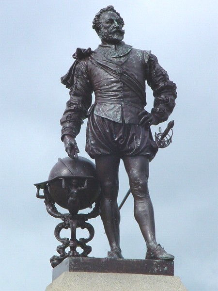 Picture Of Sir Francis Drake Statue